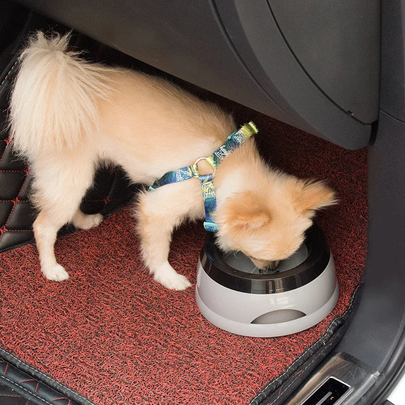 No-Spill Floating Pet Bowl – Perfect for Car Travel